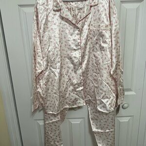 Elegant Floral Satin Pajama Set - Cream and Pink